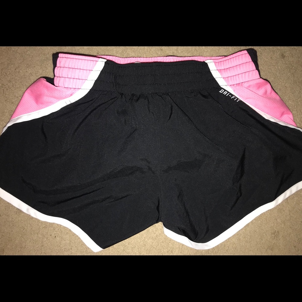 Nike Dri-Fit Shorts - Picture 2 of 3